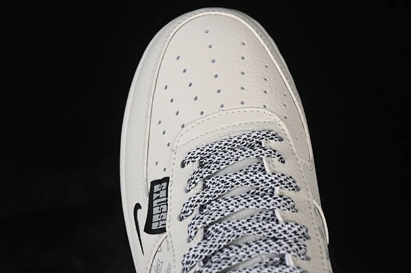 All categories Nk Air Force 1 Air Force series Nk Air Force 1 Low Air Force low-top Nike Air Force 1'07 Low Valentine's Day theme Air Force 1 low-top casual sneakers DW8806-006